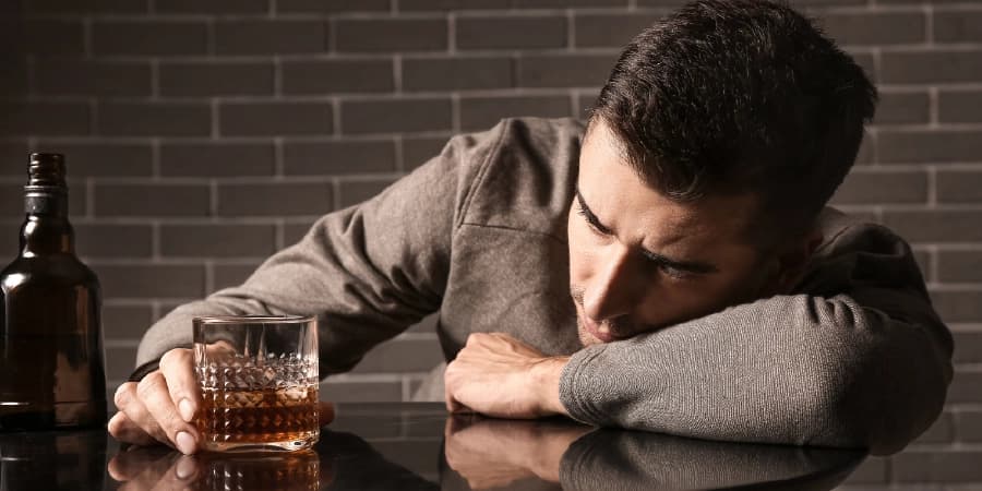 When Alcohol Affects Your Career What You Can Do To Turn things Around Making alcohol-based decisions will ruin your life